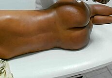 Pajean has a trans woman in a massage session