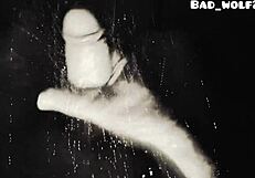 conte�do adulto punheta no chuveiro para todas as mulheres maiores de dezoito anos na solid�o bad wolf28