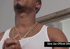 Sara Jay's massive ass bounces on wide mazee god