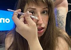 The golden shower with a sexy girl, who likes to experiment with makeup