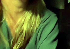 เฮ้ เห็นเมียร้อนแรงชาวบราซิลโดนควยใหญ่จัดหนักขณะคุยโทรศัพท์กับผัวมั้ย?