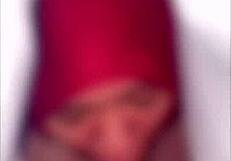 Bokep indonesia ngentot memek sempit kontol gede jilbab merah