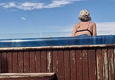 Sexy Milf Masturbates Publicly to Wet Orgasm