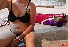 stepmom and stepson bang hard in desi chudai outdoor action