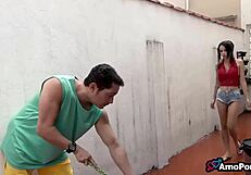 eu tava sozinho em casa com ela no sabado...