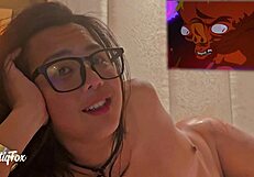 Wanna goon with exotic Filipina teen in solo masturbation?