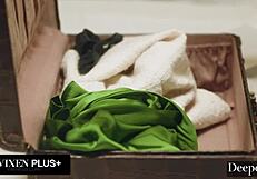 khloe kapri deepthroats that huge cock so obediently 😍