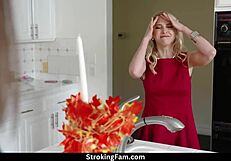 Family Friendly Thanksgiving Fuck Fest With Aften Opal and Alix Lynx