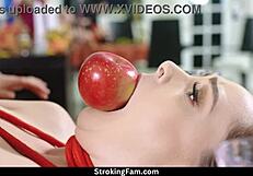 Family Friendly Thanksgiving Fuck Fest With Aften Opal and Alix Lynx