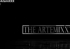 Adreena Winters enjoys a relaxing solo session