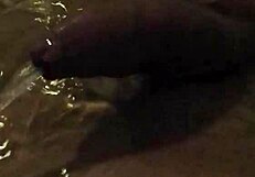 Piss in Bathtub Pissen in der Badewanne