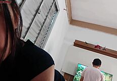 dona de casa seduz técnico enquanto marido tá fora, que safadeza!