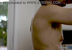 Lola Fae Goda Donny Sins untuk Kontol Besarnya?