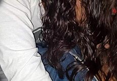 La polla gruesa de mi padrastro se siente increíble cuando la monto