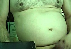 Ezsosa Exposes Her Fat Curvy Ass In Uncensored Bedroom Flashing!