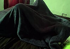 i masturbate watching this lesbian orgy, feeling so wet