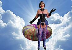 Who wants granny lickin dick??