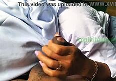 Indo Teen 18+ Amateur Girlfriend Learns Blowjob Skills in Arab Couple Video