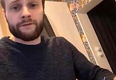 독일 베를린 프로덕션 에르스티스가 나를 다시 연락해 내가 새로 할 일을 설명해