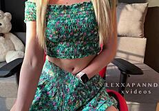 Tiene Que Masturbarse Sola Tras Ser Dejada Por Su Novio