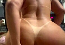 ceo da putaria engasga na pica da garganta profunda