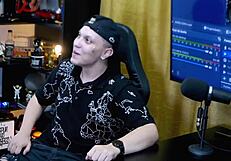 Belinha Baracho grabs host tight and kisses him with dirty passion