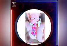 la hermanastra inglesa conoce a un hombre y lo llevan a casa para disfrutar