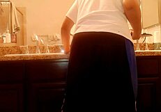 Generally Tidying Up the Bathroom Housework