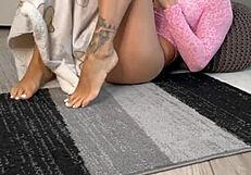 i love stretching my pussy and ass waiting for him