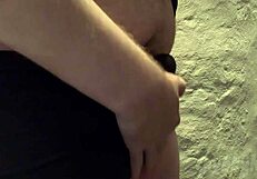 Chubbykaot Grinds Table in Close-Up