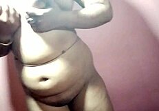 Neighbor girl chats with amateurs