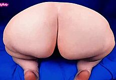 Shaking And Spreading All That Fat Loose Booty Mama Wants To Pussy Fart On Your Dick