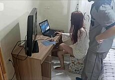 Safada Housewife Banged by Depraved Repairman in Uniform