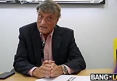 Valerica Steele's Comeback: Blowjob and Hardcore Fucking with Johnny Love