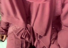 As-Tu Déjà Essayé Doggy et Missionnaire Romantique avec une Copine Bangladaise Comme Ça ?