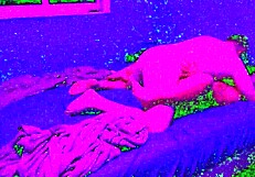 milf cums loud in bedroom