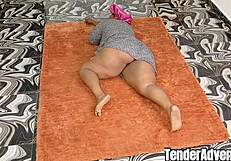 Horny milf enjoys steamy floor sex with big cock and gets creampied