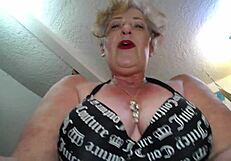 Dawnskye's giantess roleplay returns with her huge hairy ass in pantyhose and heels