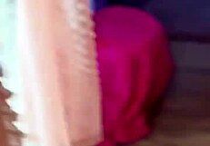 Petite Bossbitch Moves With Escort Tryst