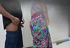 خادمة تيلجو تغري المالك بصدرها الكبير