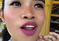 Beauty, show off that huge dildo!