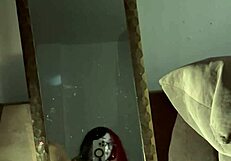 gotica culona masturbandose con lentes emo 😈