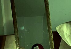 gotica culona masturbandose con lentes emo 😈