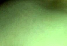 esas nalgas latinas rebotan rico mientras me chupan y follan bien