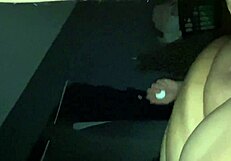 Lee Squirts on Dildo Toy