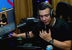 马蒂娜·奥利维拉在Xvideos上唯一的裸体视频，你会舔她的乳房吗 - Podcast Púpum No Barraco 4K