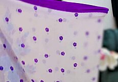 i admire the indian bhabhi in saree