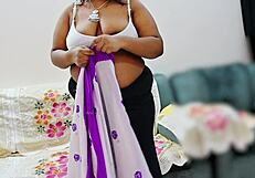 i admire the indian bhabhi in saree