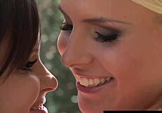 i enjoy licking stunning lesbian in garden