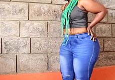 Super thick young bbw jennifer bumbum craves hard fucking